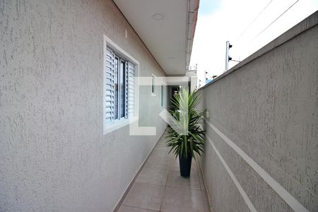 Casa à venda com 170m², 3 quartos e 2 vagasCorredor