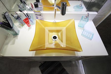 Casa à venda com 170m², 3 quartos e 2 vagasBanheiro Social 1