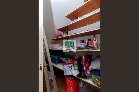 Casa à venda com 102m², 3 quartos e sem vagaCozinha - Despensa