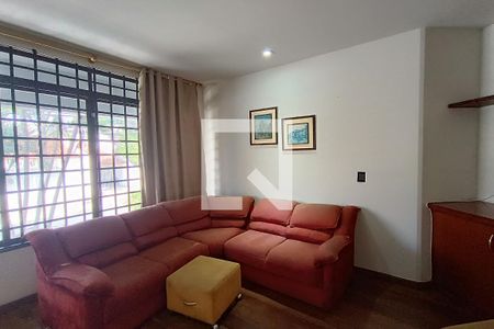 Sala 2 de casa para alugar com 4 quartos, 600m² em Vila Paiva, Suzano