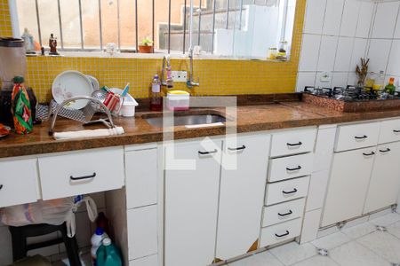 Casa à venda com 194m², 3 quartos e 1 vagaCozinha