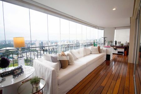 Varanda de apartamento à venda com 5 quartos, 277m² em Vila Mariana, São Paulo