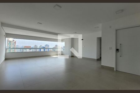 Apartamento para alugar com 192m², 3 quartos e 3 vagasSala