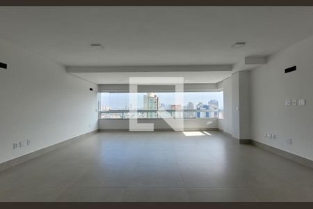 Apartamento para alugar com 192m², 3 quartos e 3 vagasSala