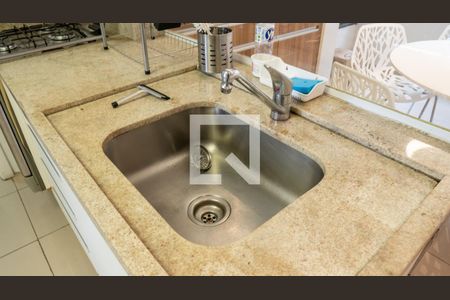 Apartamento à venda com 210m², 5 quartos e 2 vagasCozinha