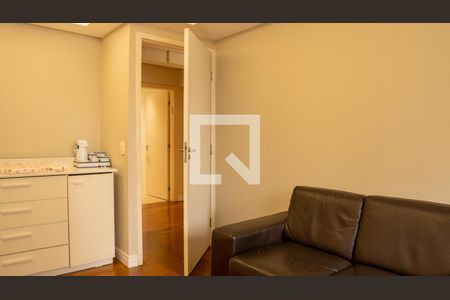Apartamento à venda com 210m², 5 quartos e 2 vagasQuarto 4