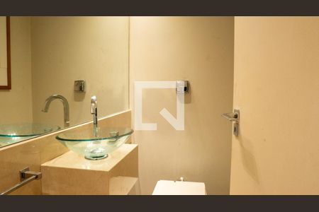 Apartamento à venda com 210m², 5 quartos e 2 vagasLavabo