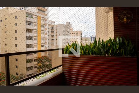 Varanda de apartamento à venda com 5 quartos, 210m² em Santa Cecília, São Paulo