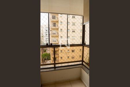 Apartamento à venda com 210m², 5 quartos e 2 vagasVaranda