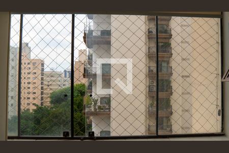 Apartamento à venda com 210m², 5 quartos e 2 vagasVaranda