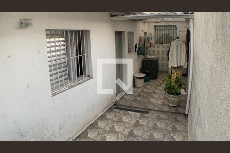 Casa à venda com 180m², 3 quartos e 2 vagas Casa à venda com 180m², 3 quartos e 2 vagasQuintal
