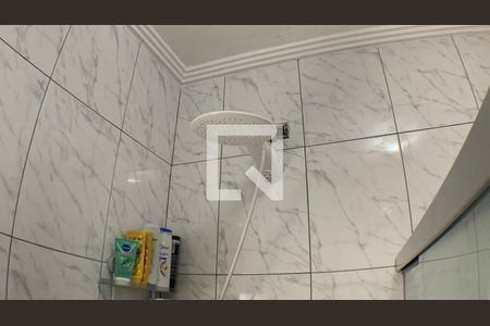 Casa à venda com 180m², 3 quartos e 2 vagas Casa à venda com 180m², 3 quartos e 2 vagasBanheiro da Suite 1