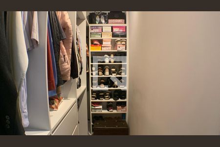 Closet da suíte 1 de casa à venda com 3 quartos, 180m² em Ipiranga, São Paulo
