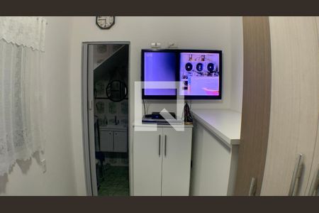 Casa à venda com 180m², 3 quartos e 2 vagas Casa à venda com 180m², 3 quartos e 2 vagasQuarto de Serviço