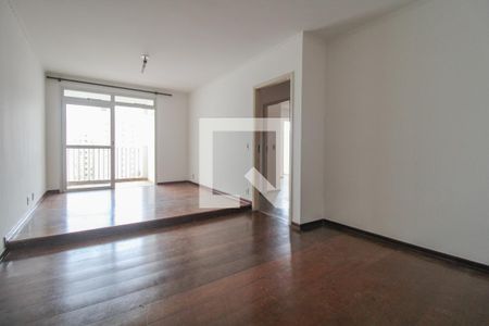 Sala de apartamento para alugar com 3 quartos, 90m² em Vila Itapura, Campinas