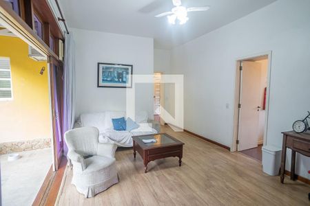 Casa à venda com 800m², 6 quartos e 3 vagassala