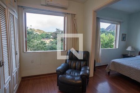 Casa à venda com 800m², 6 quartos e 3 vagasQuarto Principal 