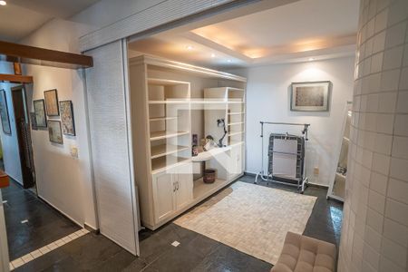 Casa à venda com 800m², 6 quartos e 3 vagassala de convivência quarto