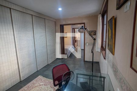 Casa à venda com 800m², 6 quartos e 3 vagasQuarto com closet e suite