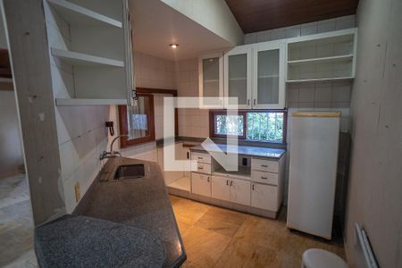 Casa à venda com 800m², 6 quartos e 3 vagascozinha 2