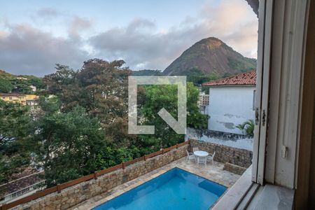 Casa à venda com 800m², 6 quartos e 3 vagasQuarto Principal  - vista janela