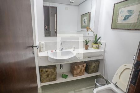 Casa à venda com 800m², 6 quartos e 3 vagasbanheiro 1