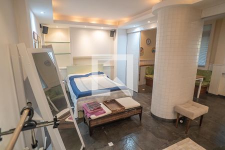 Casa à venda com 800m², 6 quartos e 3 vagassala de convivência quarto