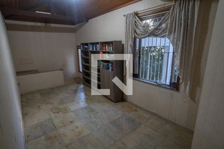 Casa à venda com 800m², 6 quartos e 3 vagasQuarto