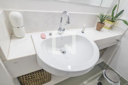 Casa à venda com 800m², 6 quartos e 3 vagasbanheiro 1