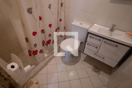 Casa à venda com 800m², 6 quartos e 3 vagasBanheiro da academia