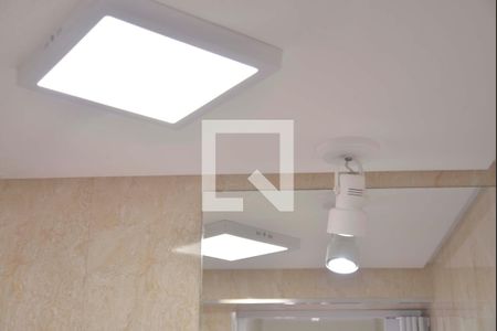 Banheiro de apartamento à venda com 2 quartos, 60m² em Vila Alzira, Santo André