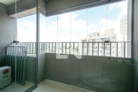 Varanda de apartamento para alugar com 1 quarto, 27m² em Chácara Seis de Outubro, São Paulo