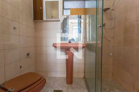 Apartamento para alugar com 74m², 2 quartos e sem vagaBanheiro