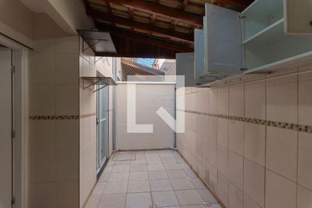 Casa de condomínio à venda com 80m², 3 quartos e 2 vagas Casa de condomínio à venda com 80m², 3 quartos e 2 vagasQuintal