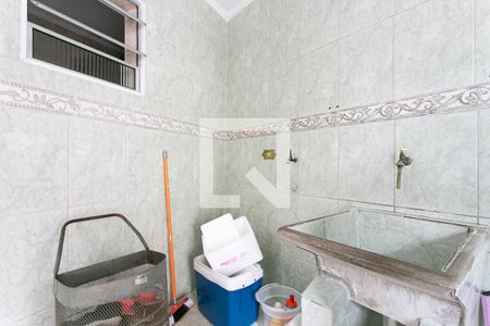 Casa à venda com 405m², 5 quartos e 2 vagasCasa 2 - Área de Serviço