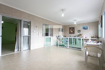 Casa à venda com 405m², 5 quartos e 2 vagasCasa 1 - Varanda