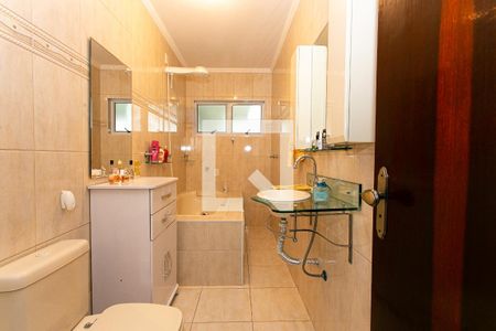 Casa à venda com 405m², 5 quartos e 2 vagasCasa 1 - Banheiro da Suíte