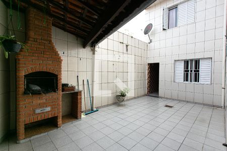 Casa à venda com 405m², 5 quartos e 2 vagasCasa 2 - Quintal e Churrasqueira