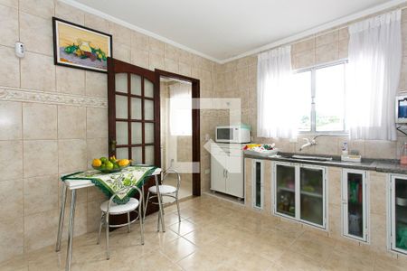 Casa à venda com 405m², 5 quartos e 2 vagasCasa 1 - Cozinha