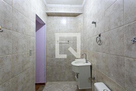 Casa à venda com 405m², 5 quartos e 2 vagasCasa 2 - Banheiro da Suíte