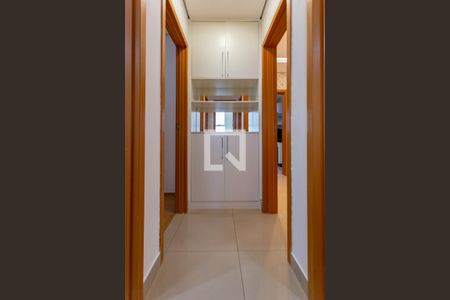 Apartamento para alugar com 89m², 3 quartos e 2 vagasCorredor 