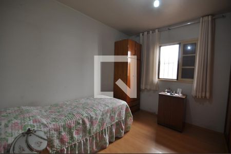 Casa à venda com 180m², 3 quartos e 2 vagasQuarto 2