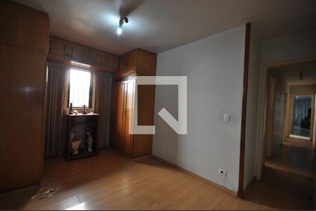 Quarto Suíte de casa à venda com 3 quartos, 180m² em Vila Santa Terezinha (zona Norte), São Paulo