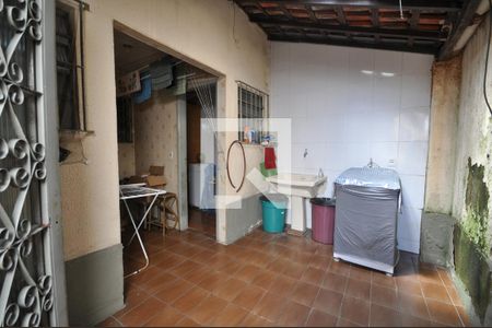 Casa à venda com 180m², 3 quartos e 2 vagasÁrea de Serviço