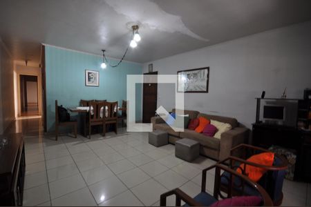 Sala de casa à venda com 3 quartos, 180m² em Vila Santa Terezinha (zona Norte), São Paulo