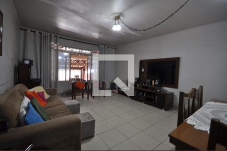 Sala de casa à venda com 3 quartos, 180m² em Vila Santa Terezinha (zona Norte), São Paulo