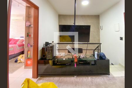 Sala 2 de casa à venda com 3 quartos, 225m² em Itaipu, Niterói