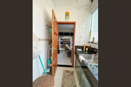 Casa à venda com 225m², 3 quartos e 3 vagasÁrea de Serviço