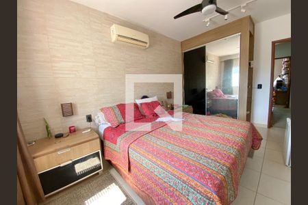 Casa à venda com 225m², 3 quartos e 3 vagasSuíte 