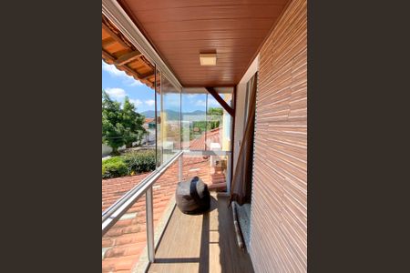 Casa à venda com 225m², 3 quartos e 3 vagasVaranda da suíte 